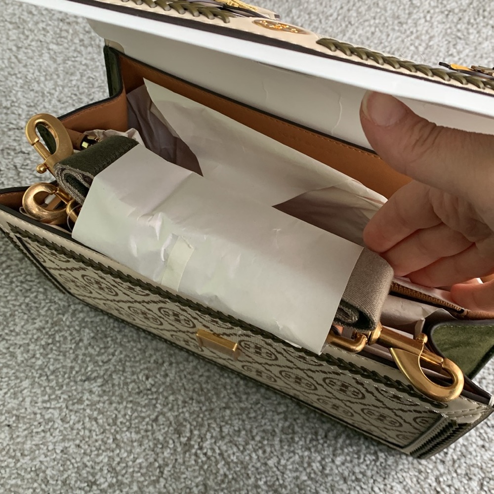 NWT in original packaging Tory Burch T monogram Braided Floral Shoulder Bag$748 - Picture 11 of 11